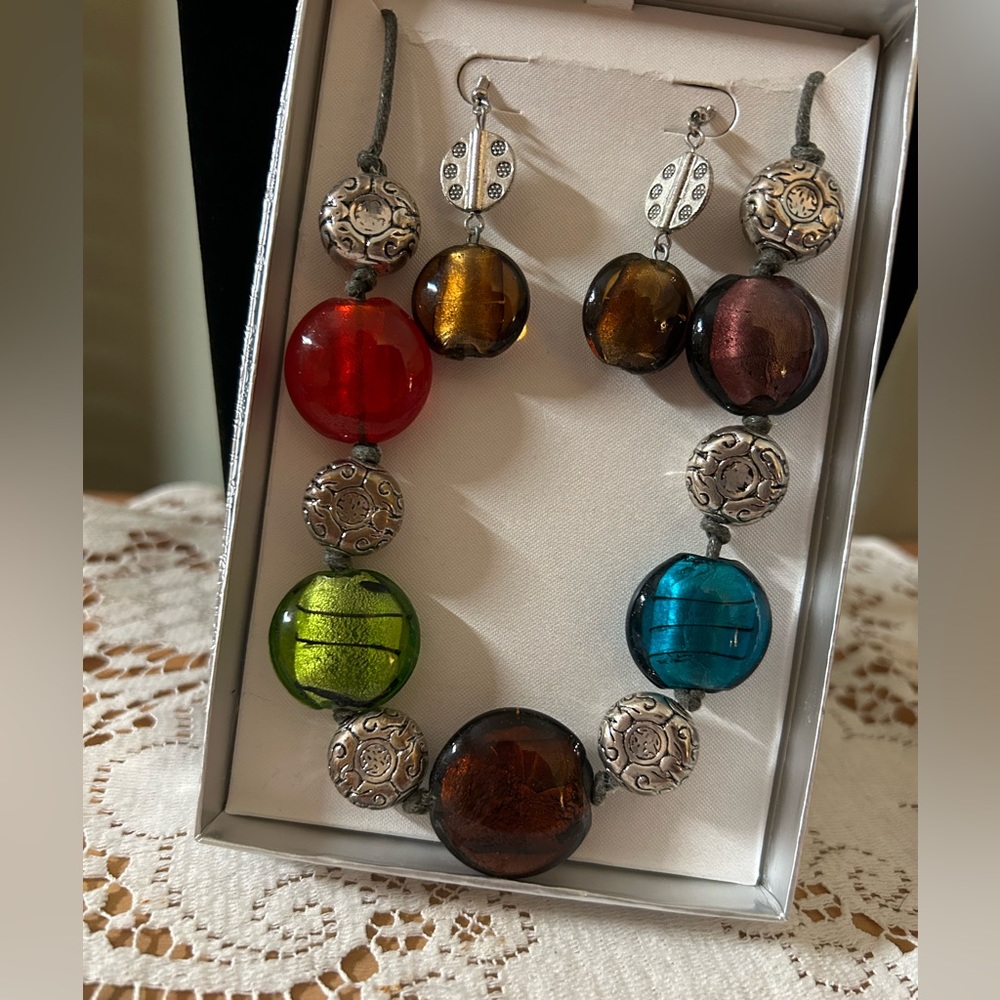 NWOT Boho necklace with matching earrings